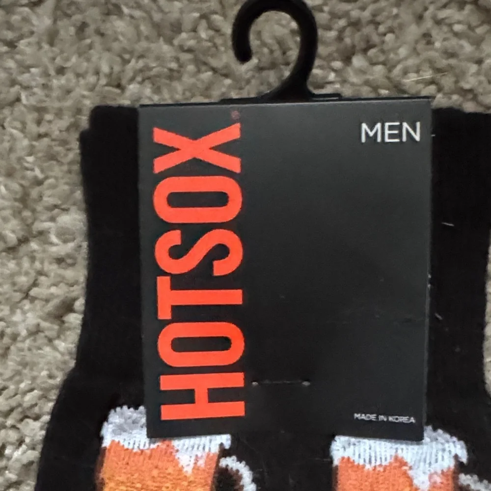 Hot Sox Men's Black Beer Pattern Socks